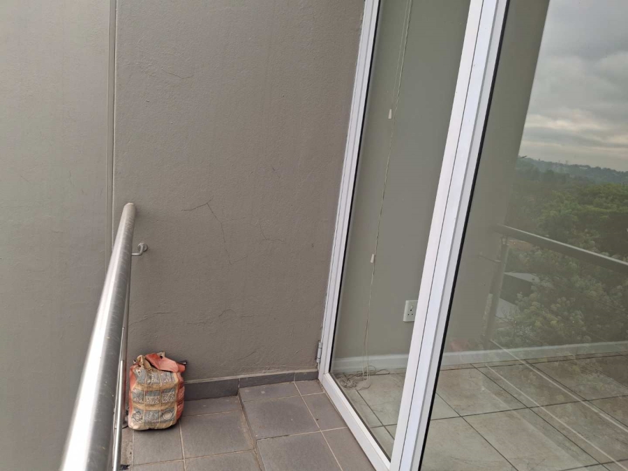 To Let 2 Bedroom Property for Rent in Sandhurst Gauteng
