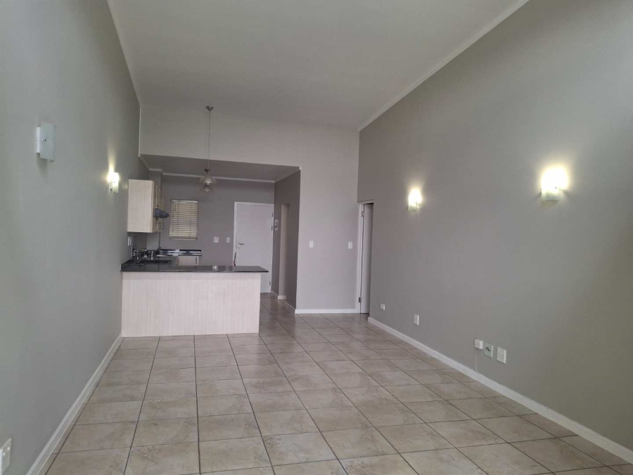 To Let 2 Bedroom Property for Rent in Sandhurst Gauteng