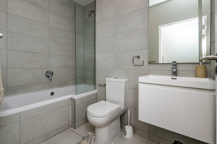 2 Bedroom Property for Sale in Eye of Africa Gauteng