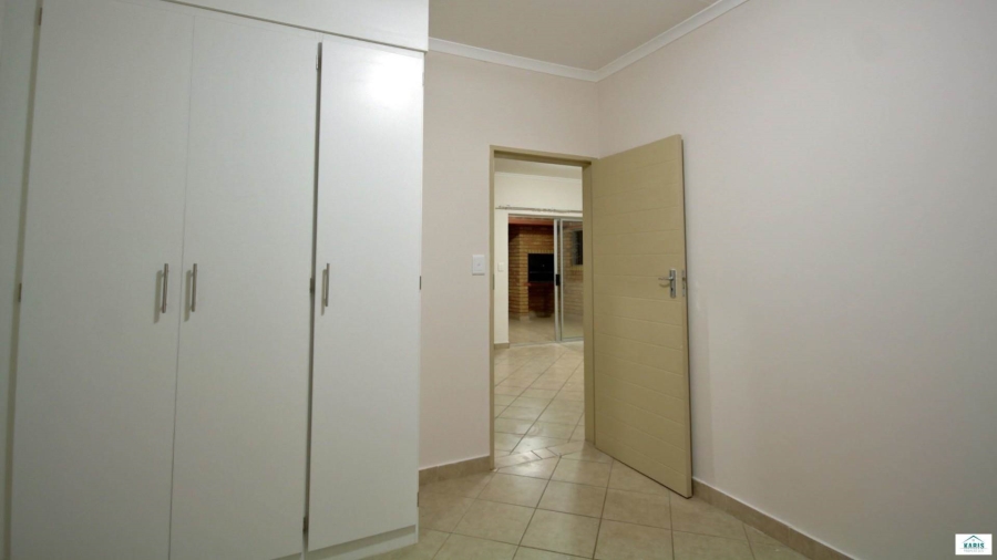 2 Bedroom Property for Sale in Olympus Gauteng