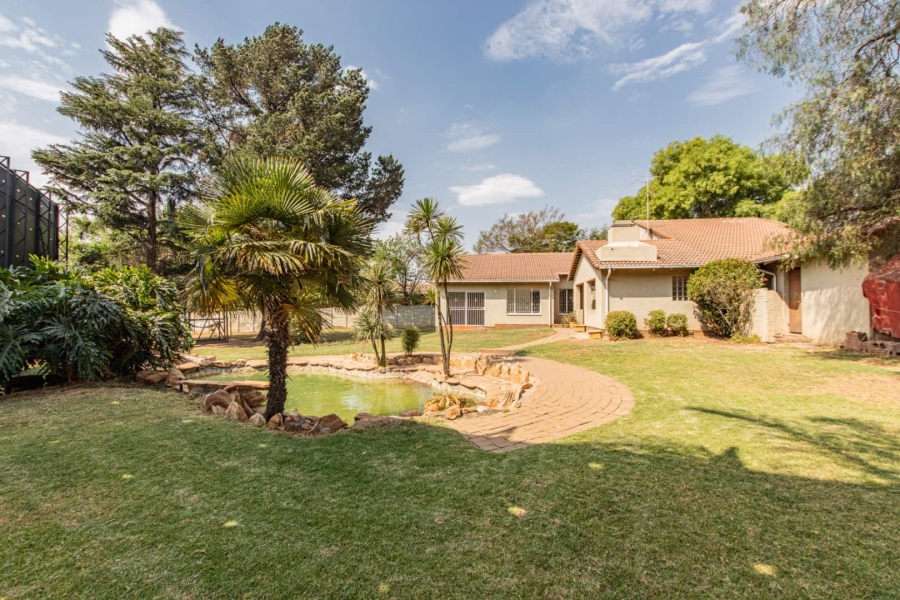 6 Bedroom Property for Sale in Randpark Ridge Gauteng