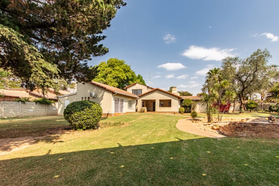 6 Bedroom Property for Sale in Randpark Ridge Gauteng