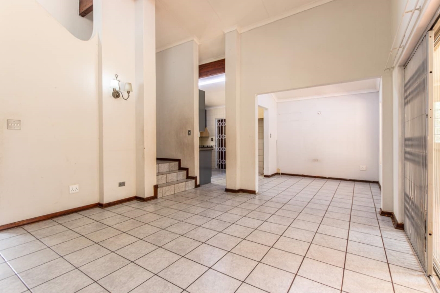 6 Bedroom Property for Sale in Randpark Ridge Gauteng