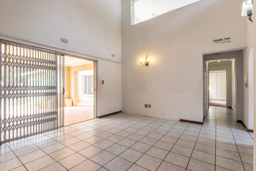 6 Bedroom Property for Sale in Randpark Ridge Gauteng
