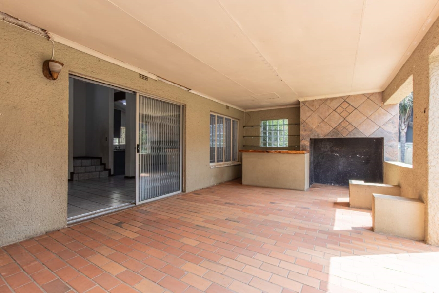 6 Bedroom Property for Sale in Randpark Ridge Gauteng