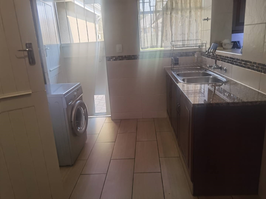 3 Bedroom Property for Sale in Edleen Gauteng