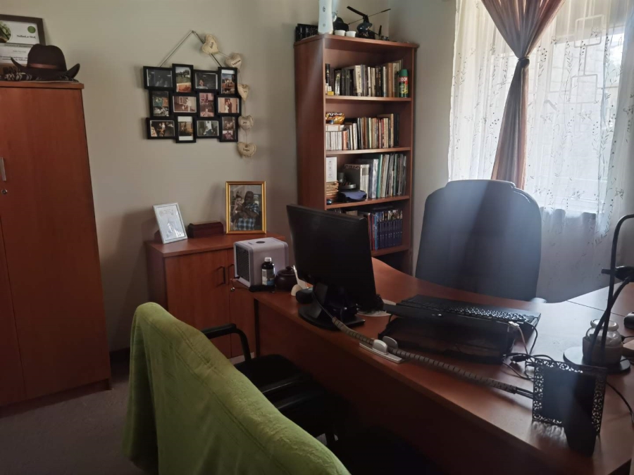 3 Bedroom Property for Sale in Edleen Gauteng