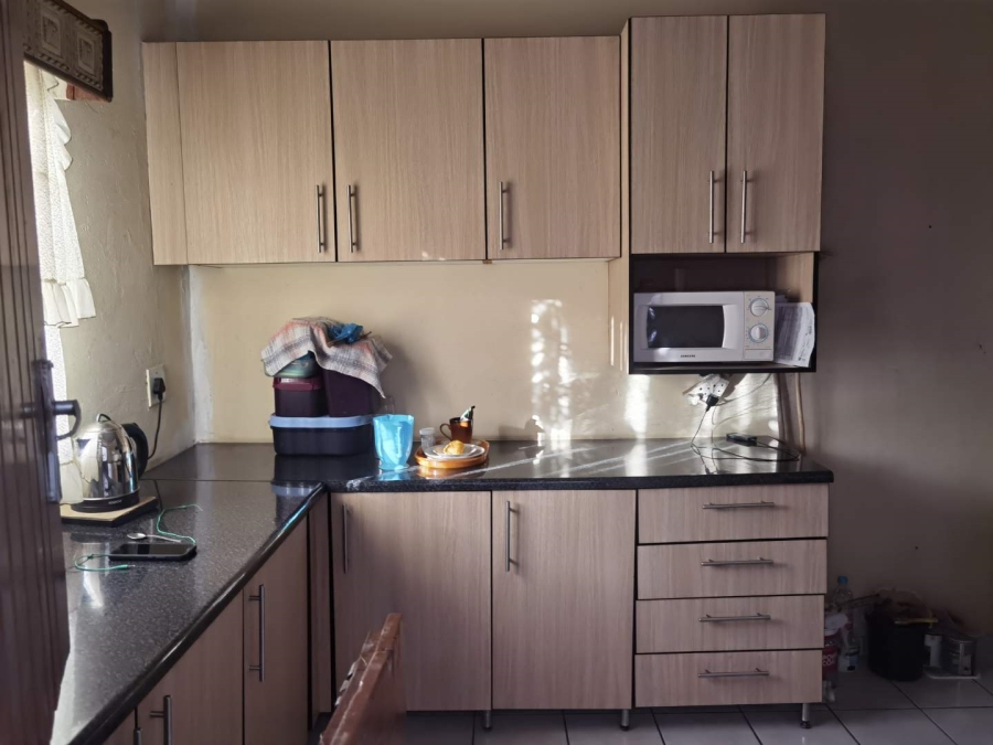 8 Bedroom Property for Sale in Tembisa Ext 4 Gauteng