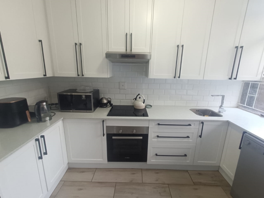 3 Bedroom Property for Sale in Clubview Gauteng