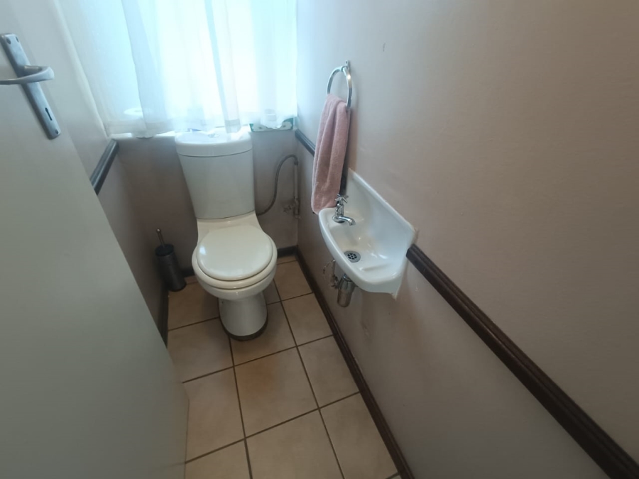 3 Bedroom Property for Sale in Clubview Gauteng