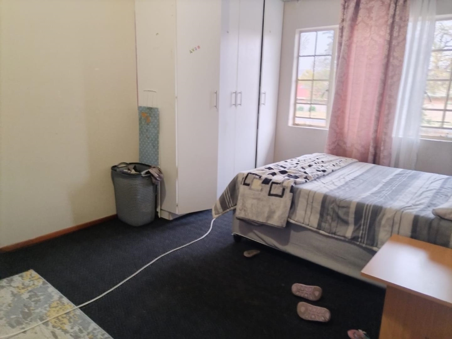 4 Bedroom Property for Sale in Akasia Gauteng