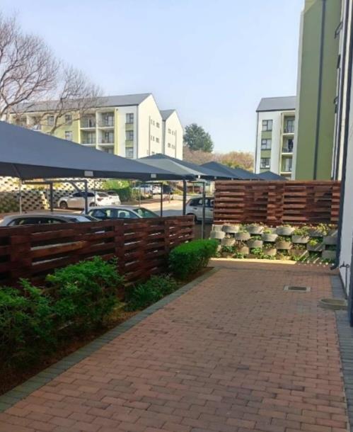 To Let 2 Bedroom Property for Rent in Linbro Park Gauteng