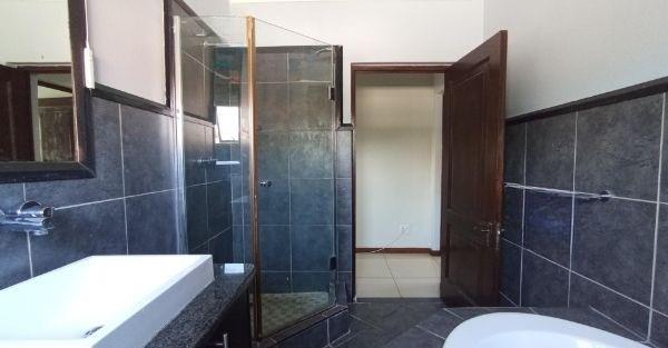 6 Bedroom Property for Sale in Midfield Estate Gauteng