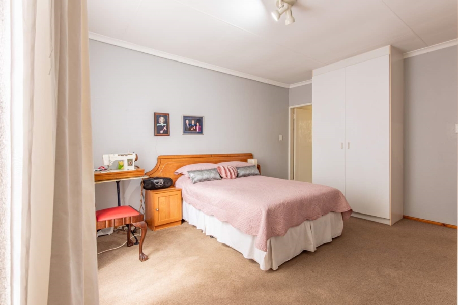 3 Bedroom Property for Sale in Wilgeheuwel Gauteng