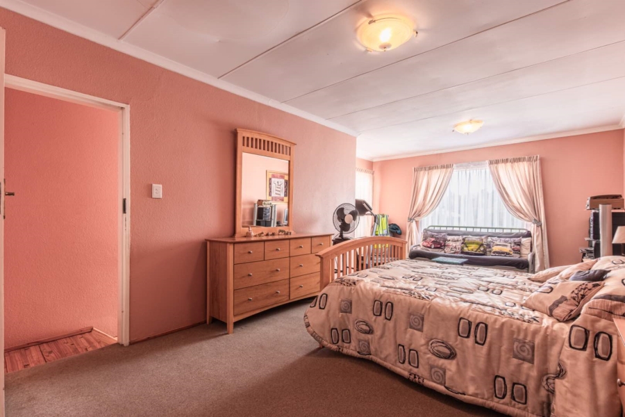 3 Bedroom Property for Sale in Wilgeheuwel Gauteng