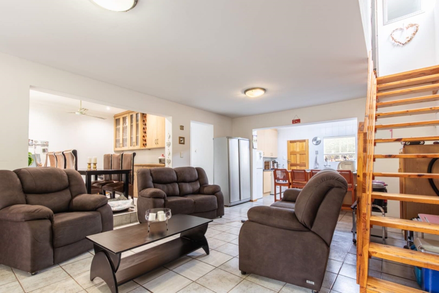 3 Bedroom Property for Sale in Wilgeheuwel Gauteng