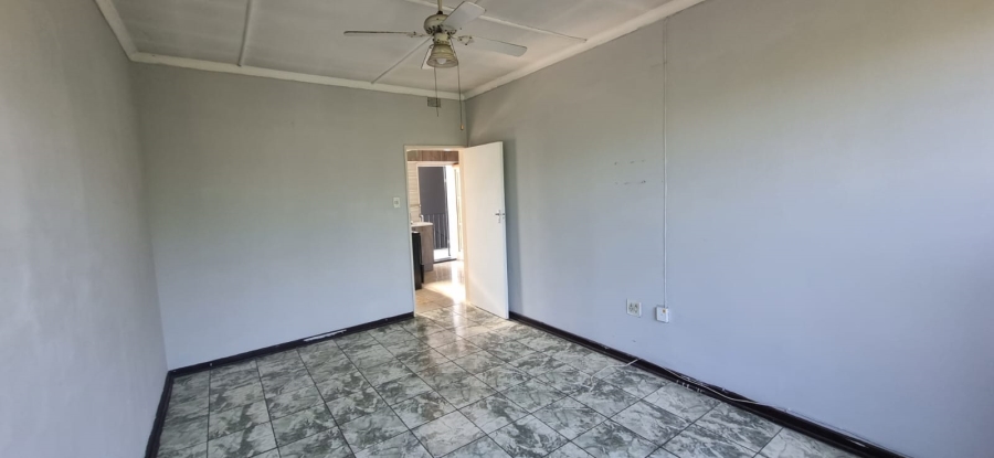 2 Bedroom Property for Sale in Kenilworth Gauteng
