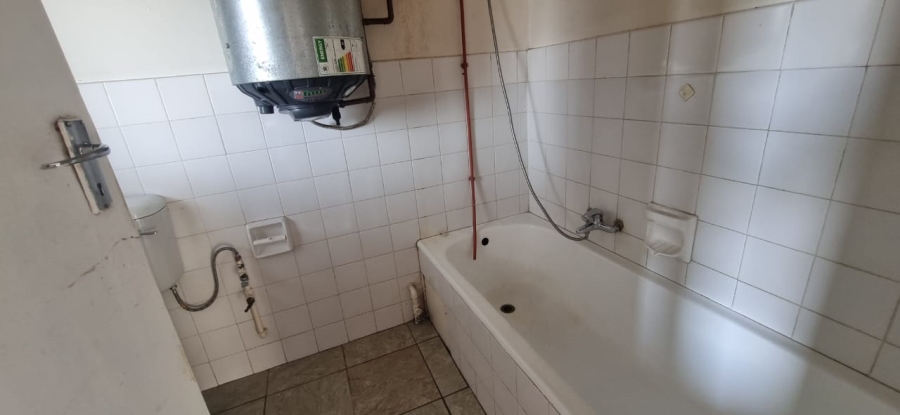 2 Bedroom Property for Sale in Kenilworth Gauteng