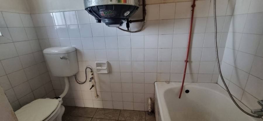 2 Bedroom Property for Sale in Kenilworth Gauteng