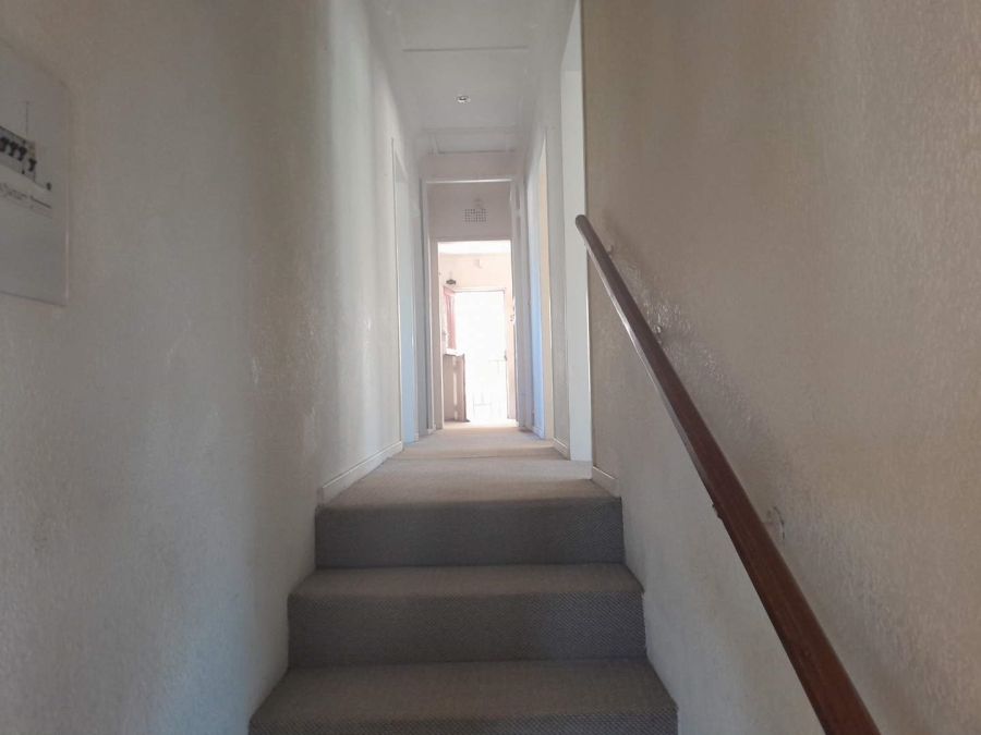 4 Bedroom Property for Sale in Linmeyer Gauteng