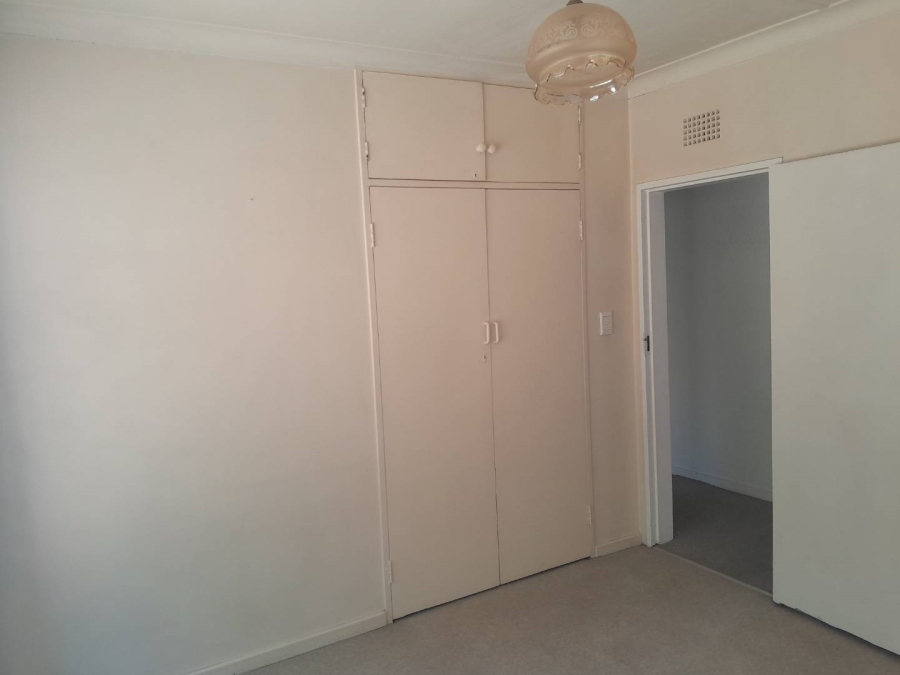 4 Bedroom Property for Sale in Linmeyer Gauteng