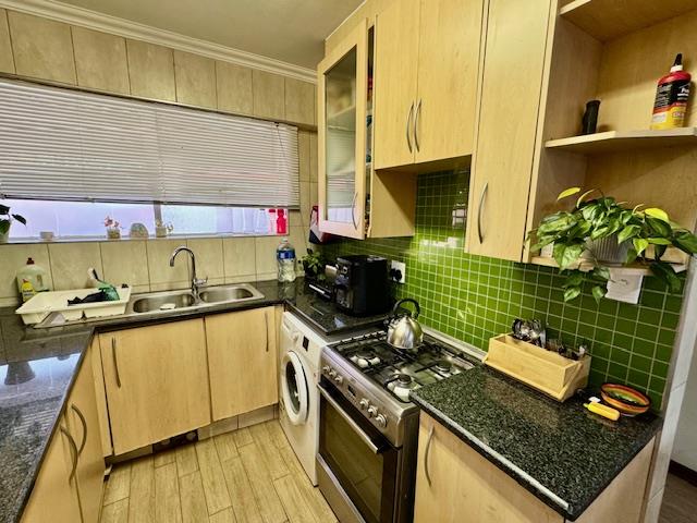 2 Bedroom Property for Sale in Hurlpark Gauteng