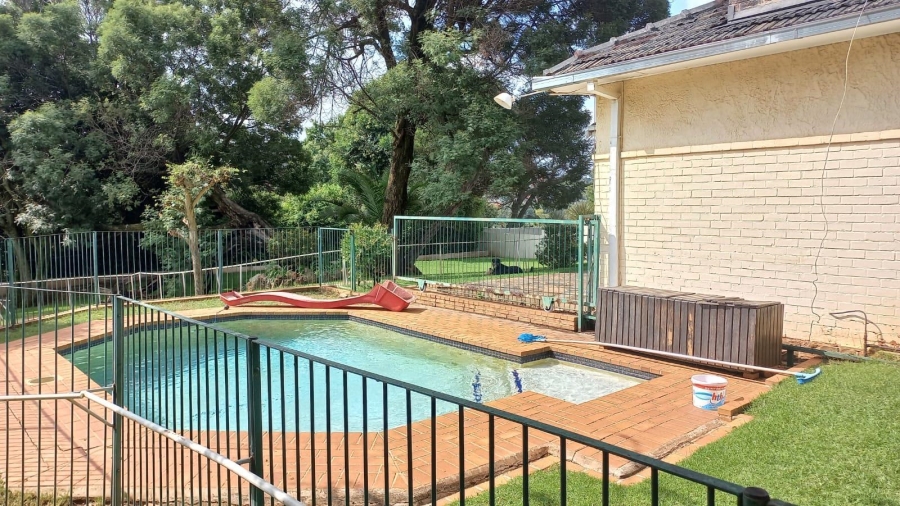 4 Bedroom Property for Sale in Observatory Gauteng