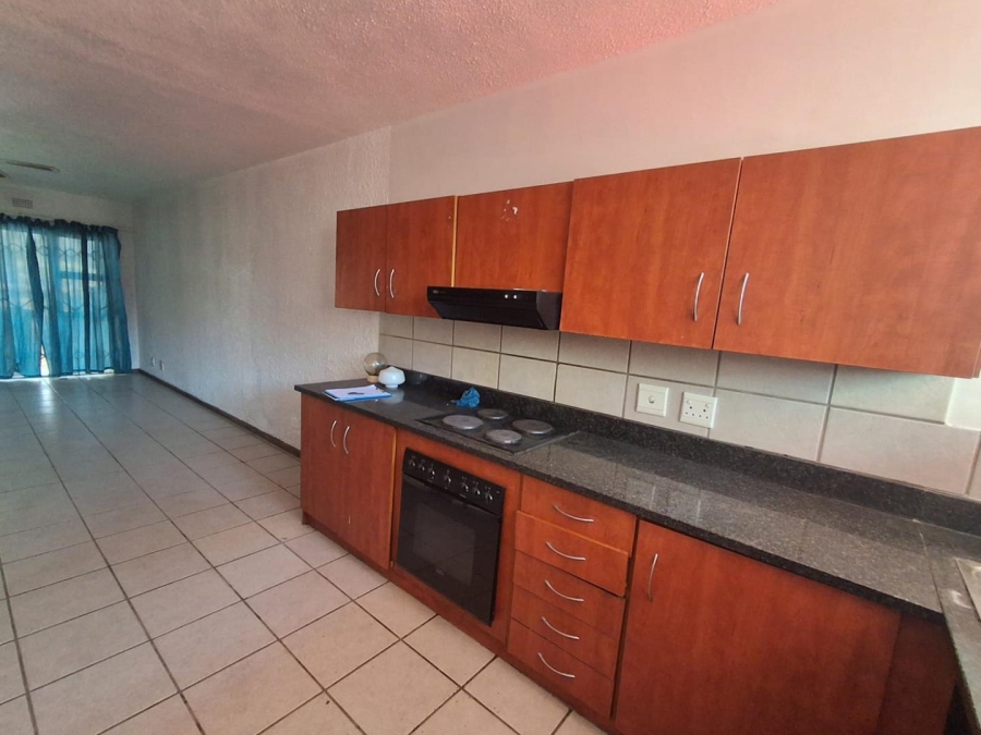 2 Bedroom Property for Sale in Alberton Gauteng