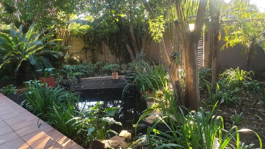 To Let 0 Bedroom Property for Rent in Robindale Gauteng