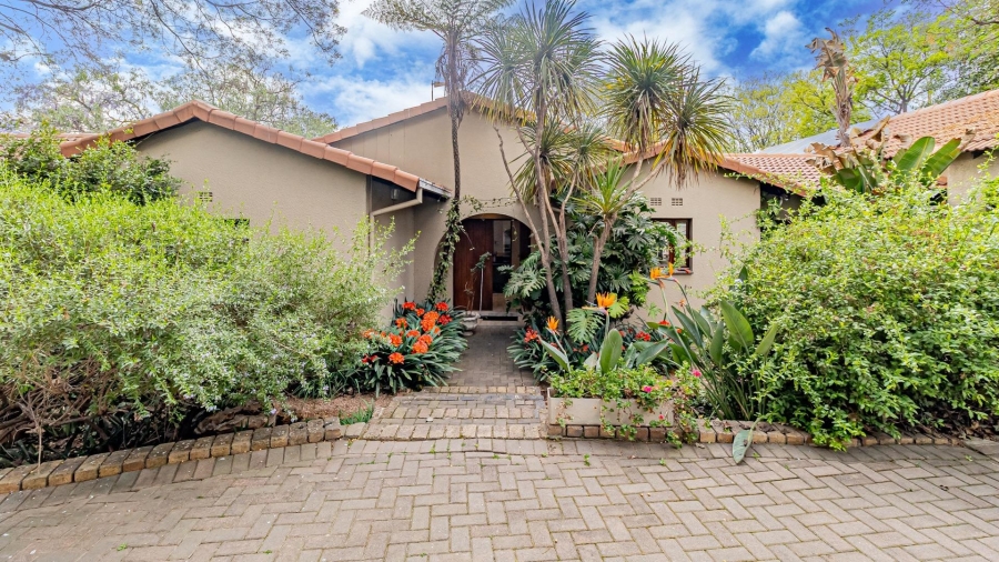 3 Bedroom Property for Sale in Buccleuch Gauteng