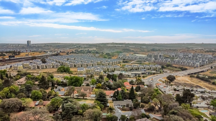 3 Bedroom Property for Sale in Buccleuch Gauteng