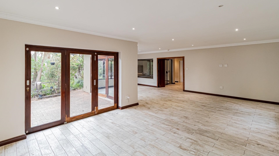 3 Bedroom Property for Sale in Buccleuch Gauteng