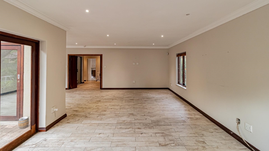 3 Bedroom Property for Sale in Buccleuch Gauteng