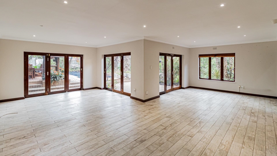 3 Bedroom Property for Sale in Buccleuch Gauteng