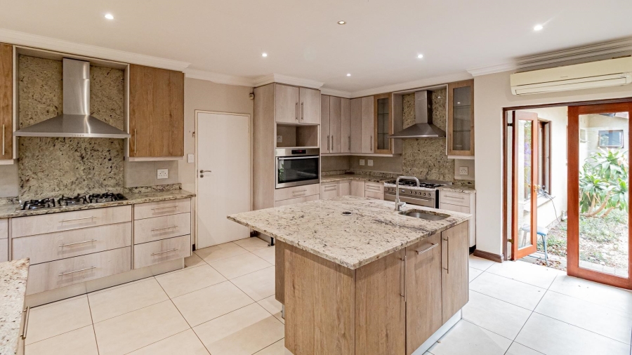 3 Bedroom Property for Sale in Buccleuch Gauteng