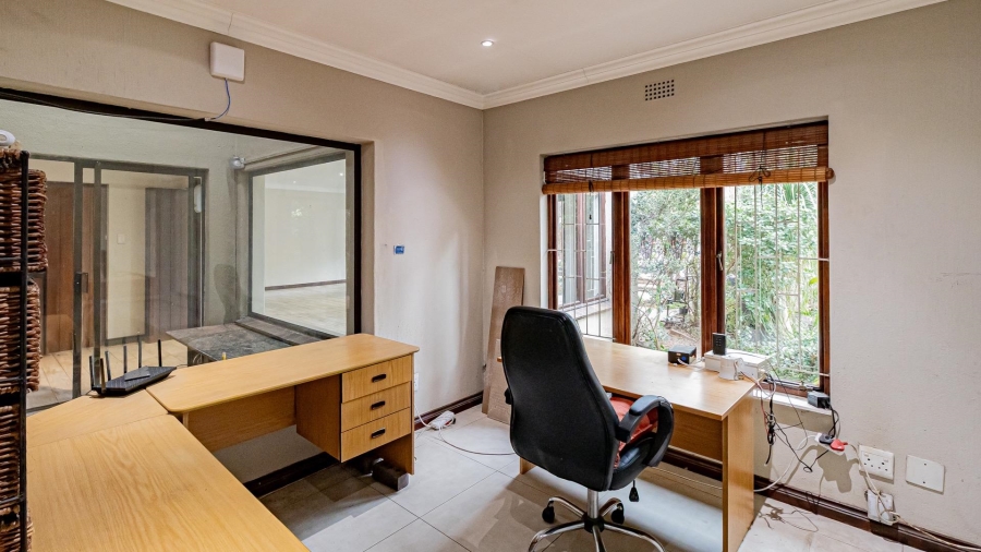 3 Bedroom Property for Sale in Buccleuch Gauteng