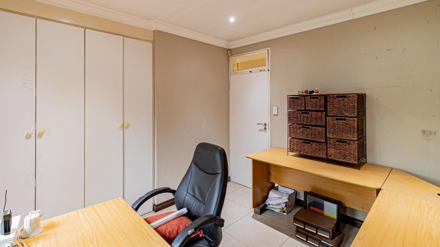 3 Bedroom Property for Sale in Buccleuch Gauteng