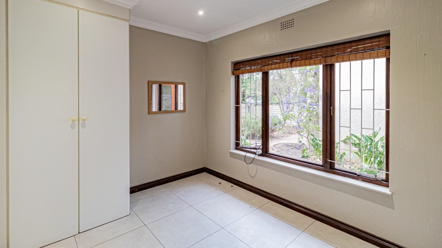 3 Bedroom Property for Sale in Buccleuch Gauteng