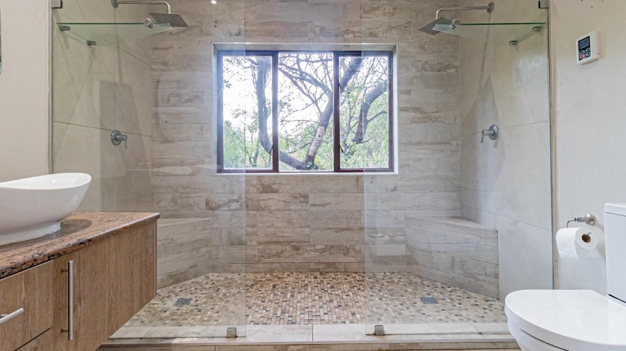 3 Bedroom Property for Sale in Buccleuch Gauteng