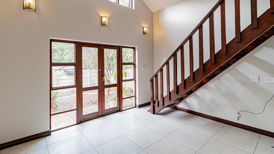 3 Bedroom Property for Sale in Buccleuch Gauteng