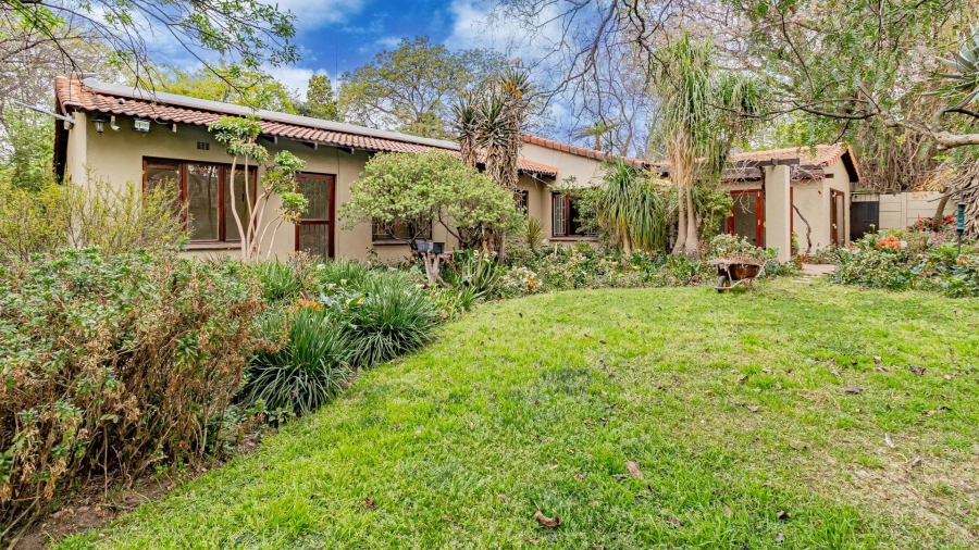 3 Bedroom Property for Sale in Buccleuch Gauteng