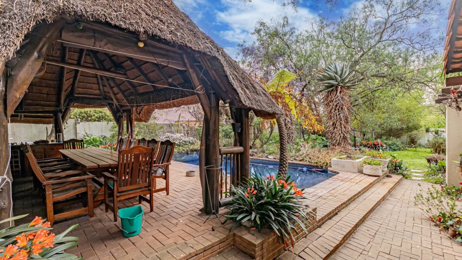 3 Bedroom Property for Sale in Buccleuch Gauteng