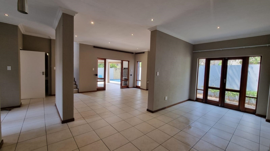 To Let 3 Bedroom Property for Rent in Broadacres Gauteng
