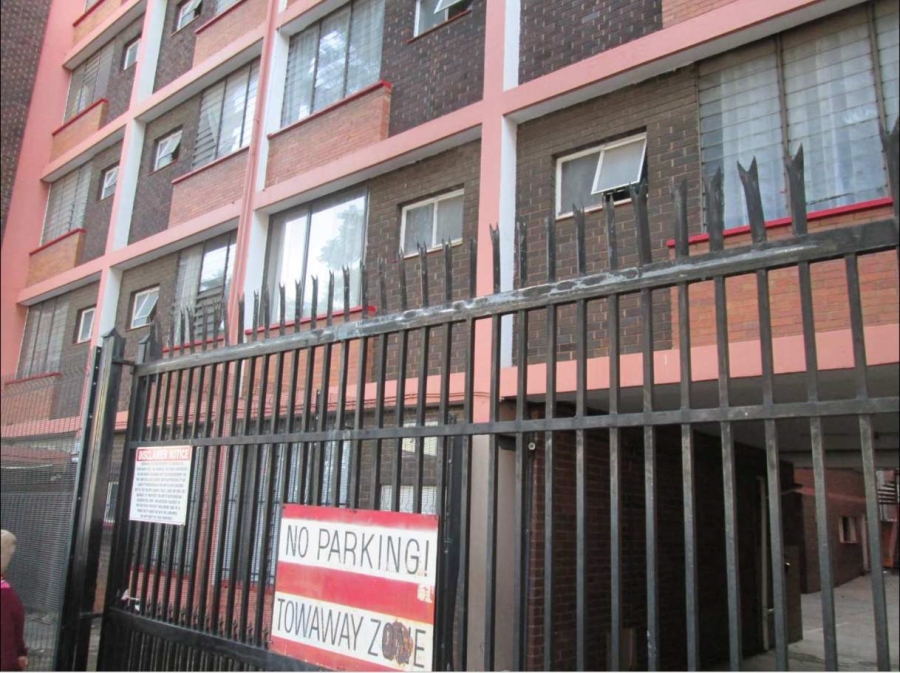 1 Bedroom Property for Sale in Pretoria Central Gauteng