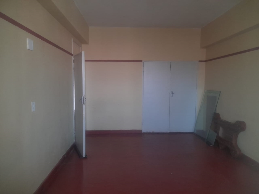 1 Bedroom Property for Sale in Yeoville Gauteng