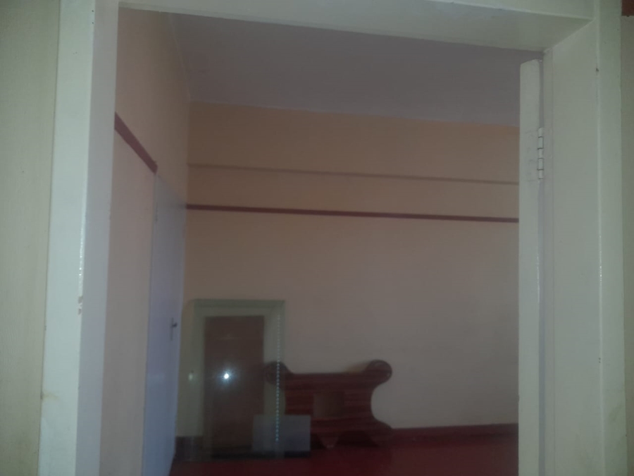 1 Bedroom Property for Sale in Yeoville Gauteng