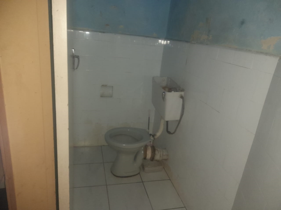 1 Bedroom Property for Sale in Yeoville Gauteng