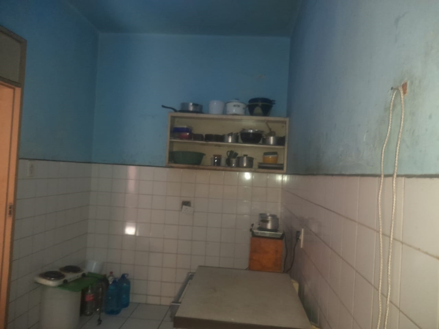 1 Bedroom Property for Sale in Yeoville Gauteng