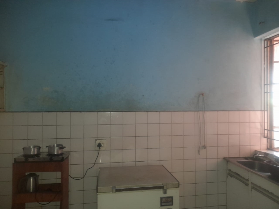 1 Bedroom Property for Sale in Yeoville Gauteng