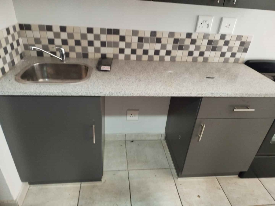 1 Bedroom Property for Sale in Pretoria North Gauteng